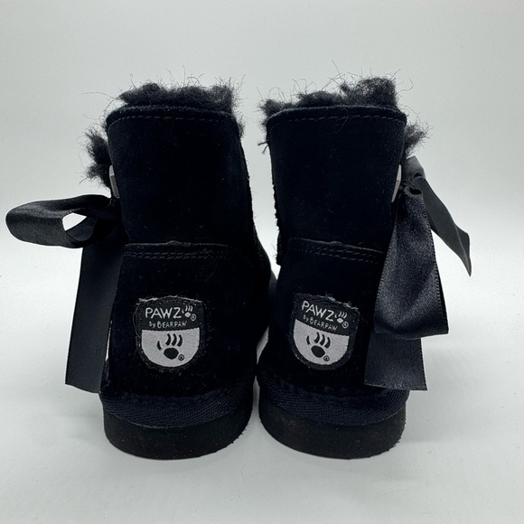 PAWZ Black Suede Boots with Ribbon Girls Size 10 Kids Bearpaw NEW - Picture 2 of 6